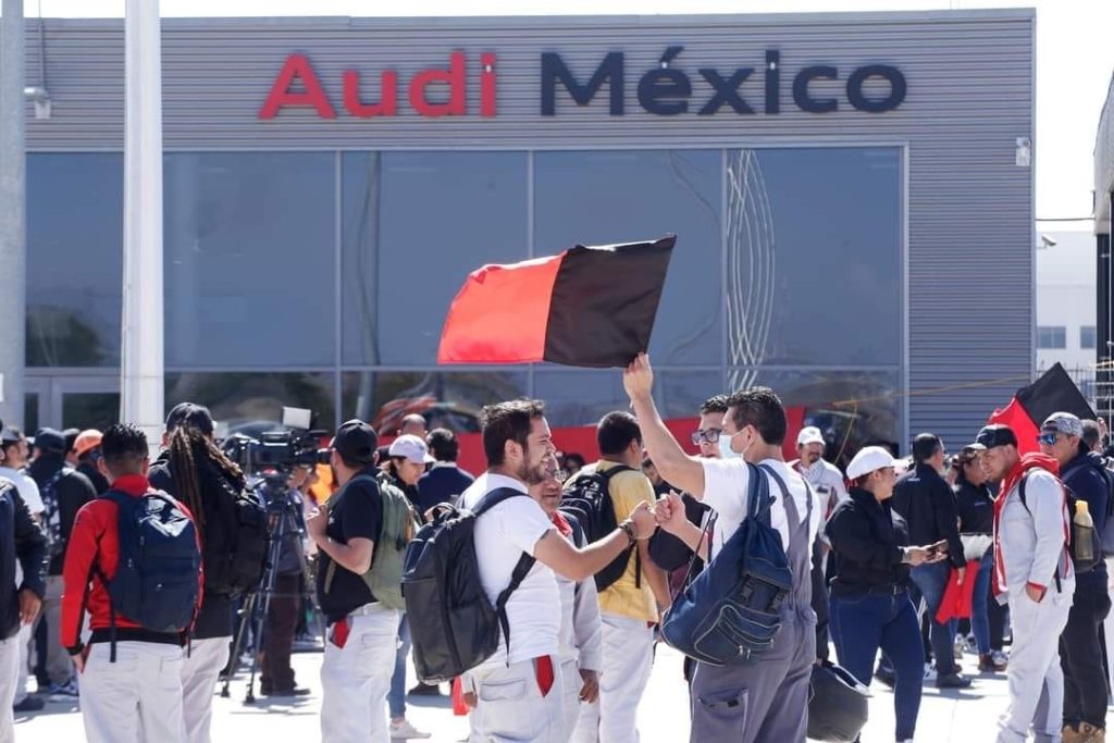 Estalla huelga en planta de Audi en Puebla tras no llegar a un acuerdo ...