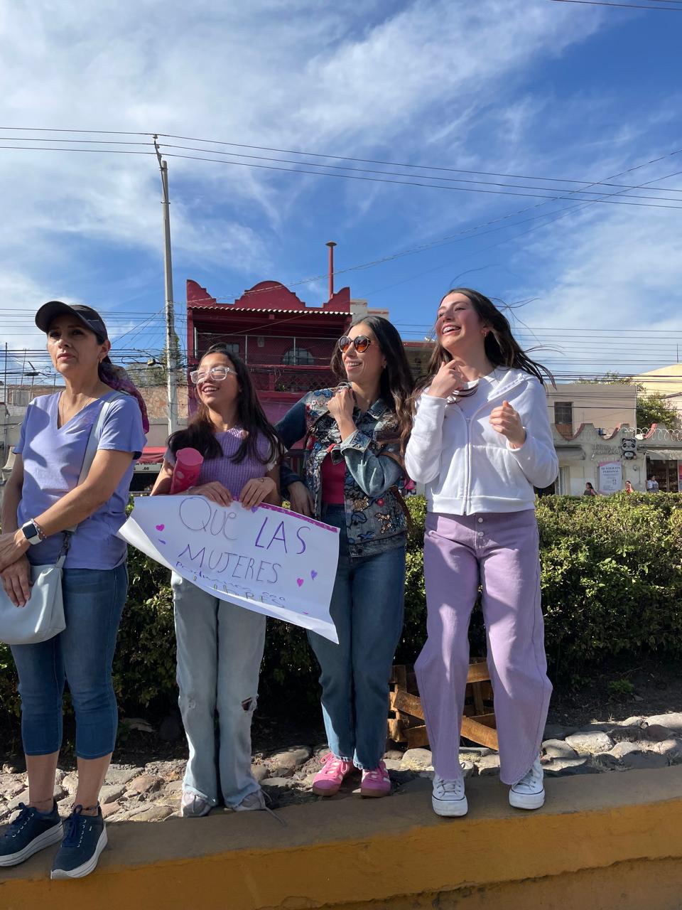 Convocan a tercera marcha por el Día Internacional de la Mujer - AlertaQro