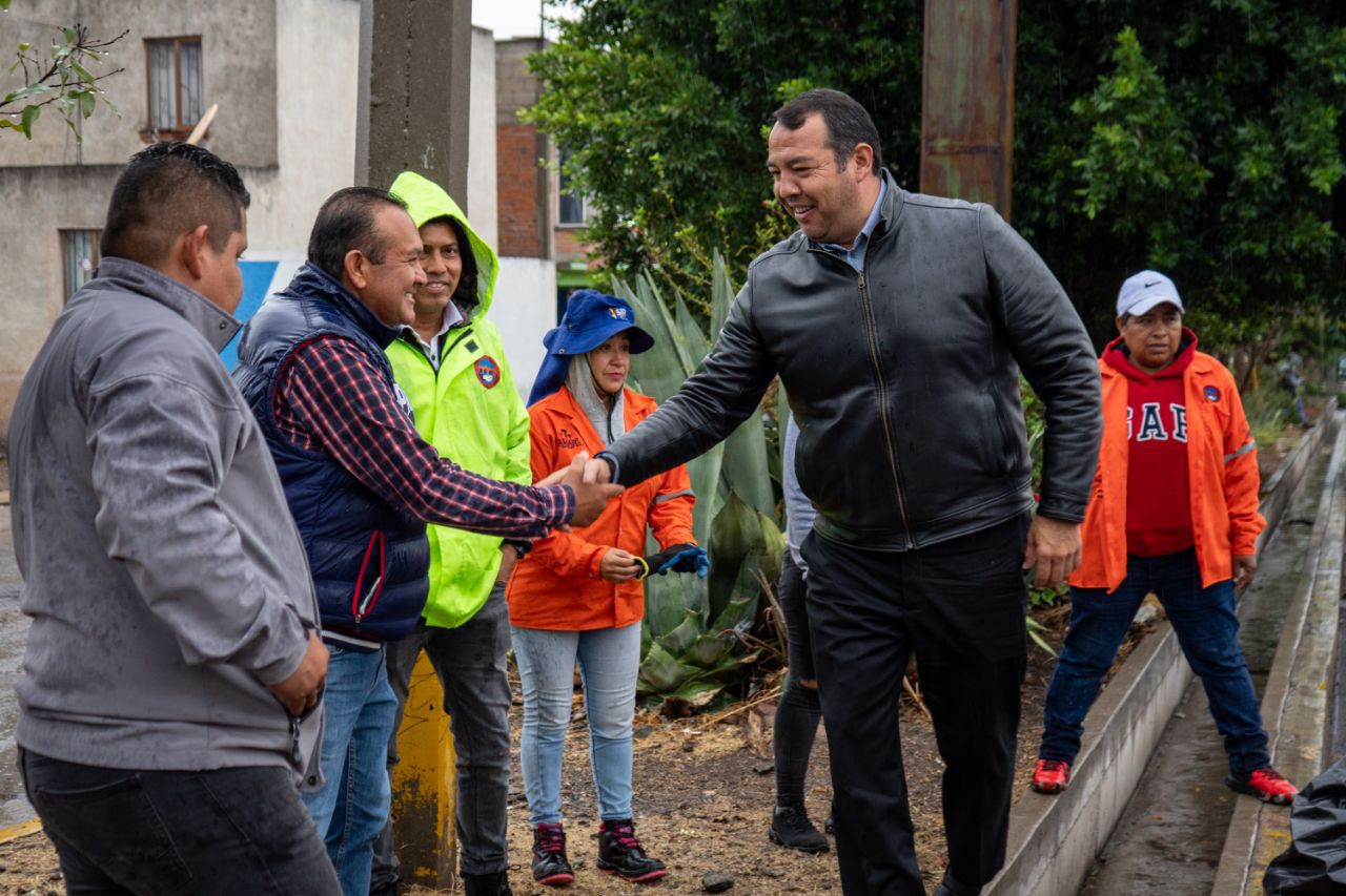 Alcalde de San Juan del Río llama a no tirar basura en canales y calles ...